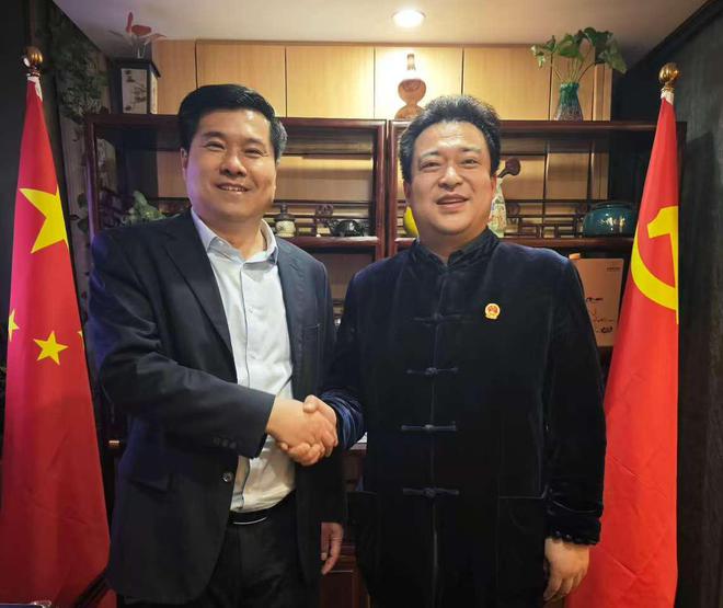 民视觉健康科普公益行动龙8头号玩家2024国(图2)